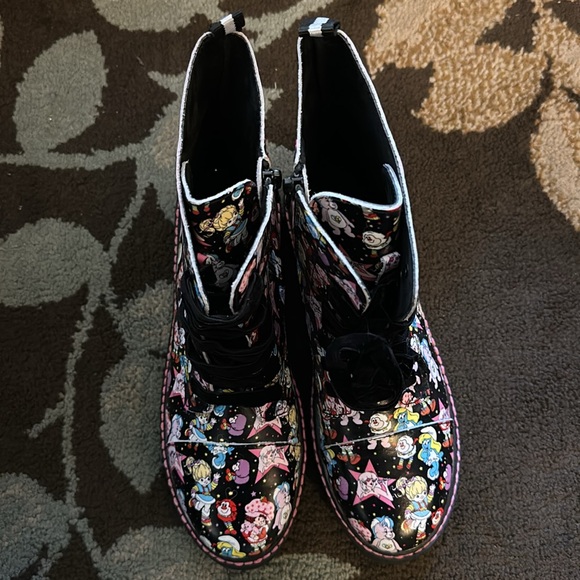 New Spellbound black combat boots with 80s favorite cartoons size 40 - Picture 3 of 9